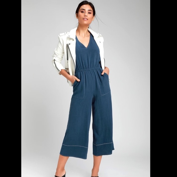 Lulus Pants - Lulu's culotte jumpsuit stitch wide leg size small